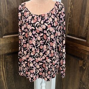 Terra & Sky Floral Blouse in Black and Pink